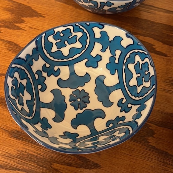 Anthropologie Glorious Cereal bowls set of 4 - Picture 4 of 7